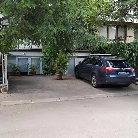 Kami Diplomatic Apartment *